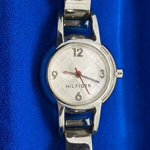 💛 Tommy Hilfiger Round Stainless Steel Vintage Watch